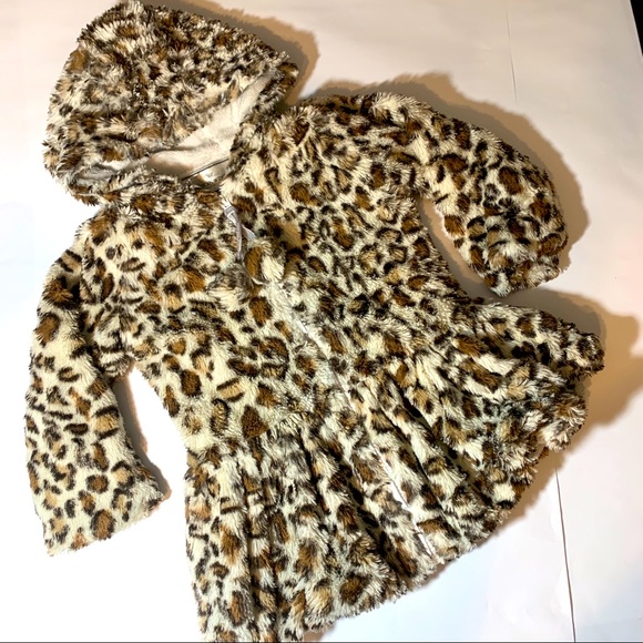 american wi Other - 🐆🧥 Leopard Print Diva Coat